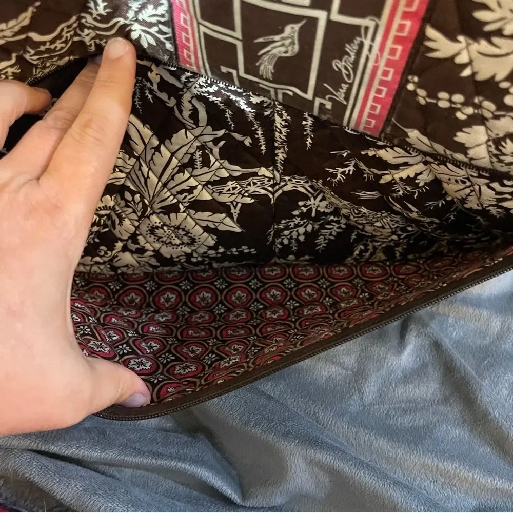 Vera Bradley Messenger Bag in Retire Imperial Toile Pattern Laptop Crossbody Bag